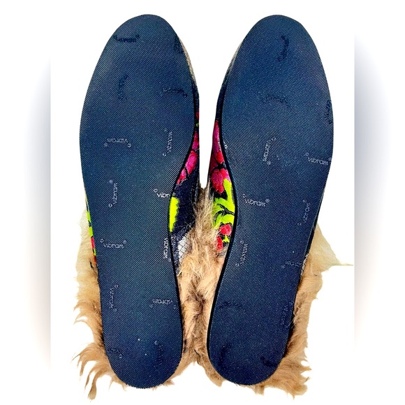 GUCCI PRINCETOWN TAPESTRY BROCADE FUR FLORAL MULE SLIPPERS - Picture 6 of 7